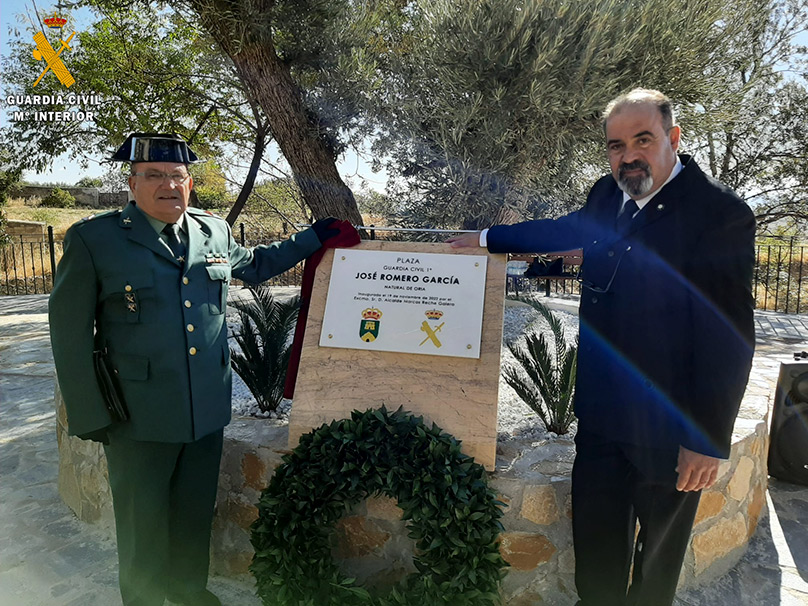 Comandancia de Almería: Acto de homenaje al Guardia Civil fallecido D. José Romero García