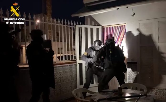 Comandancia de Murcia. La Guardia Civil desarticula una peligrosa organización criminal dedicada al tráfico de distintas sustancias estupefacientes en Los Alcázares