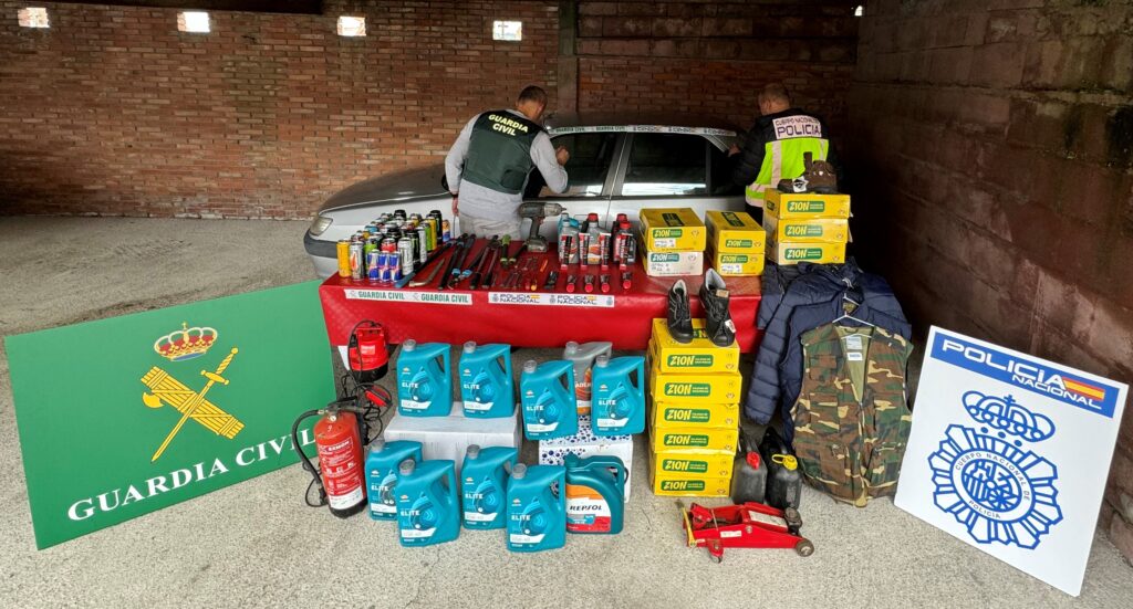 La Guardia Civil en operación conjunta con la Policía Nacional desmantelan un grupo de aluniceros especializado en robos con fuerza que operaba en las comarcas de Pontevedra y Caldas