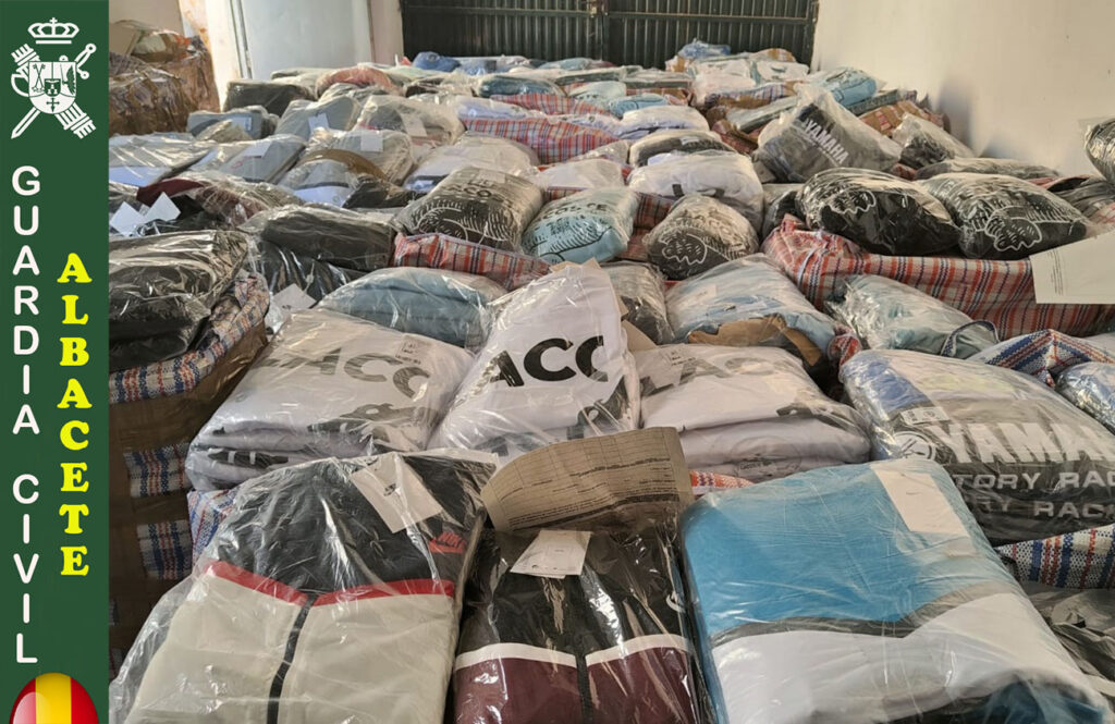 La Guardia Civil de Albacete interviene más de 7.000 prendas falsificadas valoradas en más de dos millones de euros