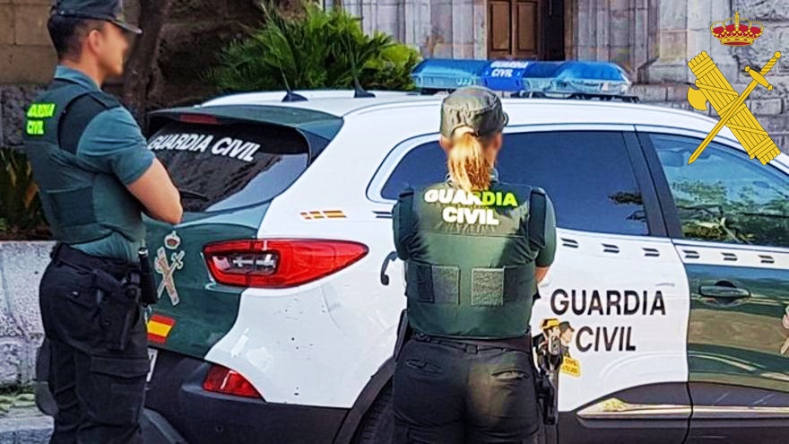 La Guardia Civil garantiza la seguridad ciudadana y la atención integral de un menor implicado en unas lesiones producidas con arma de aire comprimido en Roquetas de Mar