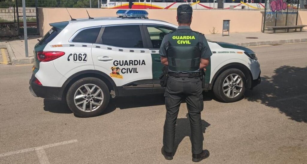 La Guardia Civil detiene a un hombre por agresión sexual en un autobús en Inca