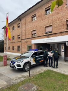 Guardia Civil detiene a una persona por un supuesto delito de robo con intimidación ocurrido en la localidad de Barbastro