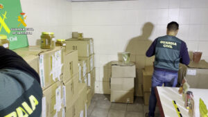 Detenida una red por traficar cocaína camuflada entre especias alimentarias
