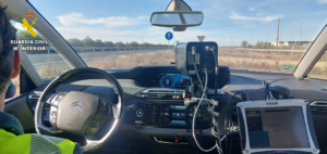 La Guardia Civil de Albacete investiga al conductor de un turismo por un delito contra la seguridad vial
