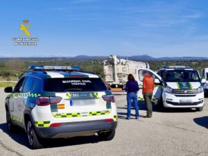 La Guardia Civil detiene a un conductor por tráfico de drogas en la A-5, a la altura de Trujillo (Cáceres)