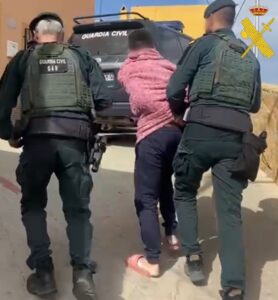 Detenidos dos individuos por tenencia ilícita de armas en Gádor y Pechina