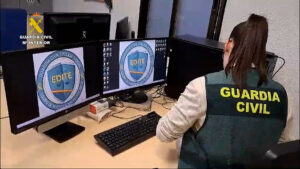 La Guardia Civil de Almería, alerta sobre el incremento de estafas tecnológicas usando la modalidad “falso hijo en apuros”