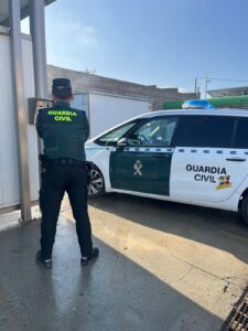 Guardia Civil detiene a dos personas e investiga a otra por tres delitos de robo con fuerza y otro de hurto ocurridos en Binéfar y San Esteban de la Litera