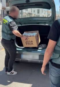 La Guardia Civil detiene a una mujer por un delito de hurto continuado en el establecimiento en el que trabajaba