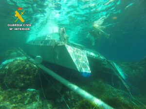 La Guardia Civil detiene al patrón de una embarcación que provocó el hundimiento de un catamarán en Ibiza