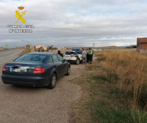 La Guardia Civil intercepta dos vehículos cuyos conductores circulaban a más del doble de la velocidad máxima permitida en la vía