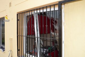 La Guardia Civil investiga una explosión en el interior de una vivienda en Vícar