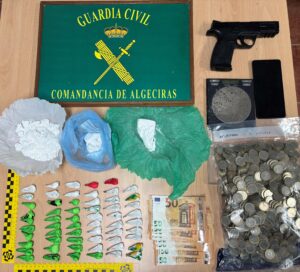 La Guardia Civil desmantela 5 puntos de venta de estupefacientes en el término municipal de San Roque