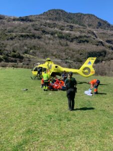 Siniestro vial en pista forestal de tierra (San Juan de Plan – Ibón de Sen) y término municipal de San Juan de Plan
