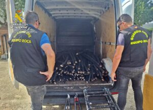 La Guardia Civil detiene a dos personas por robar cableado de cobre de líneas de telecomunicación