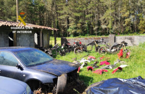 La Guardia Civil de Vila de Cruces recupera vehículos sustraídos en la localidad que estaban despiezados