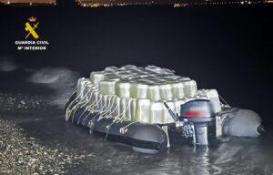La Guardia Civil en materia de contrabando ha intervenido cerca de 23.000 litros de combustible en Almería durante el mes de junio