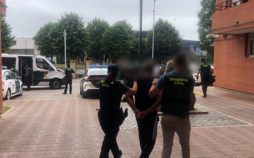 Comandancia de Cantabria. Detenidas 31 personas que introducían droga en centros penitenciarios de Cantabria, Palencia y León