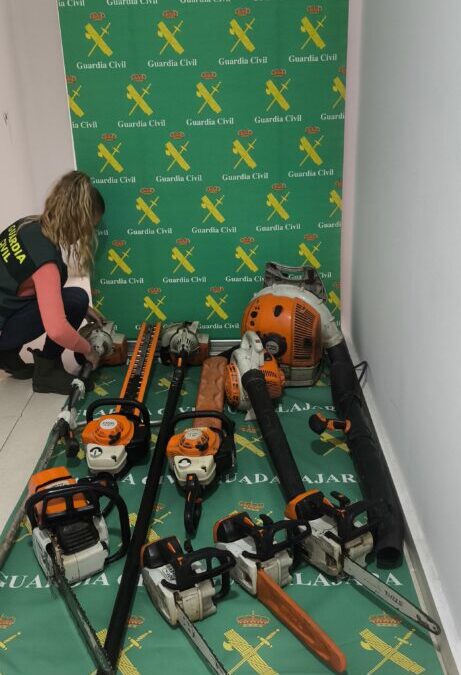 DIRECCIÓN GENERAL DE LA GUARDIA CIVIL COMANDANCIA DE GUADALAJARA Detenidos los integrantes de un grupo criminal responsable de un robo en instalaciones municipales de Azuqueca de Henares