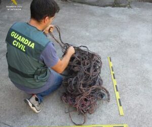 La Guardia Civil investiga al presunto autor de una oleada de robos de cable de cobre del alumbrado público en Ponteareas