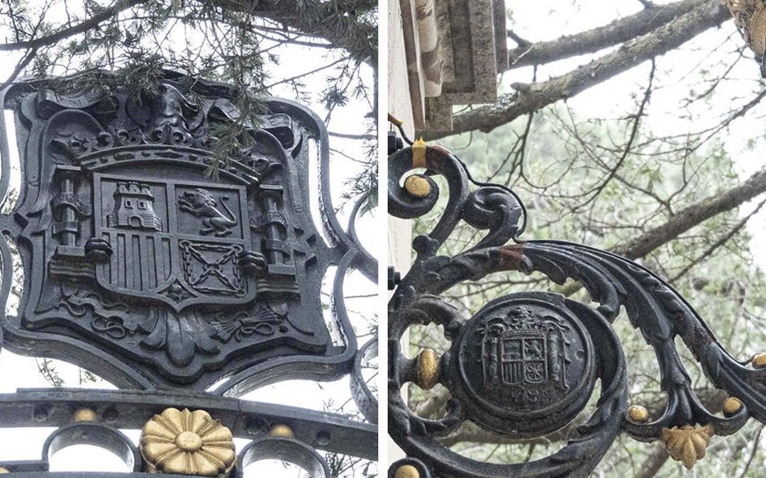 La Fiscalía no ve delito en mantener el escudo del águila en El Pardo