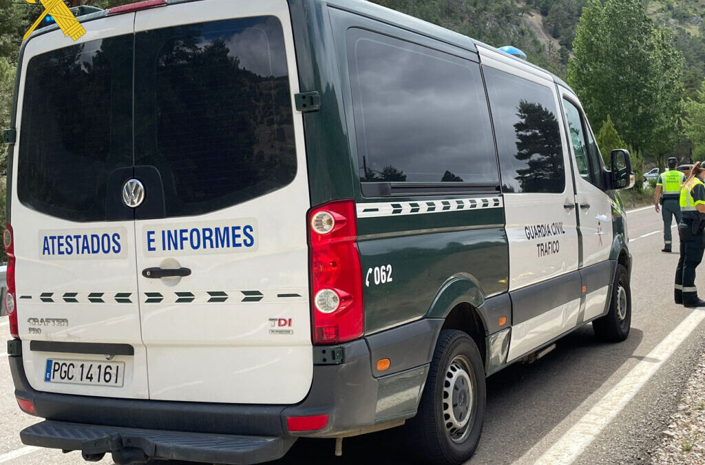La Guardia Civil de Tráfico de Teruel procede a la detención del conductor de un vehículo como presunto autor de un delito de homicidio imprudente y delito contra la seguridad vial, por conducir bajo los efectos de bebidas alcohólicas y drogas
