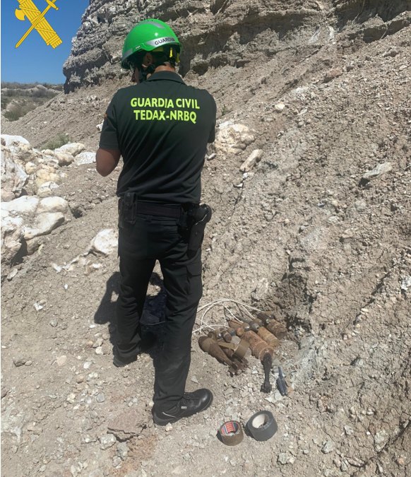 La Guardia Civil retira 17 artefactos explosivos en el término municipal de varias localidades de la Comarca Gúdar Javalambre (Teruel)