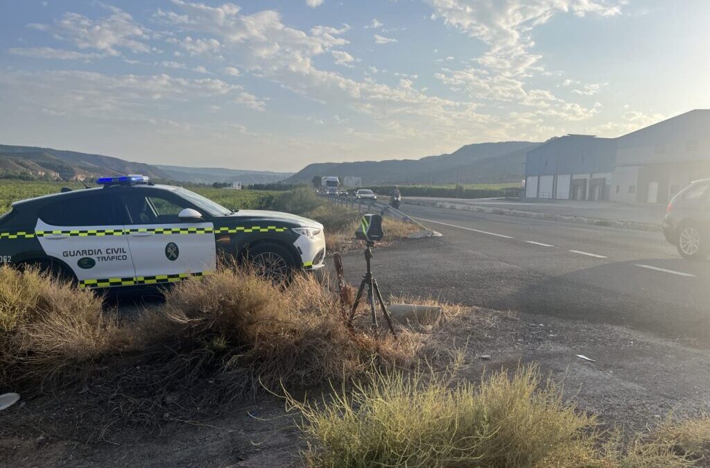 La Guardia Civil investiga a un conductor por circular a más del doble de la velocidad permitida