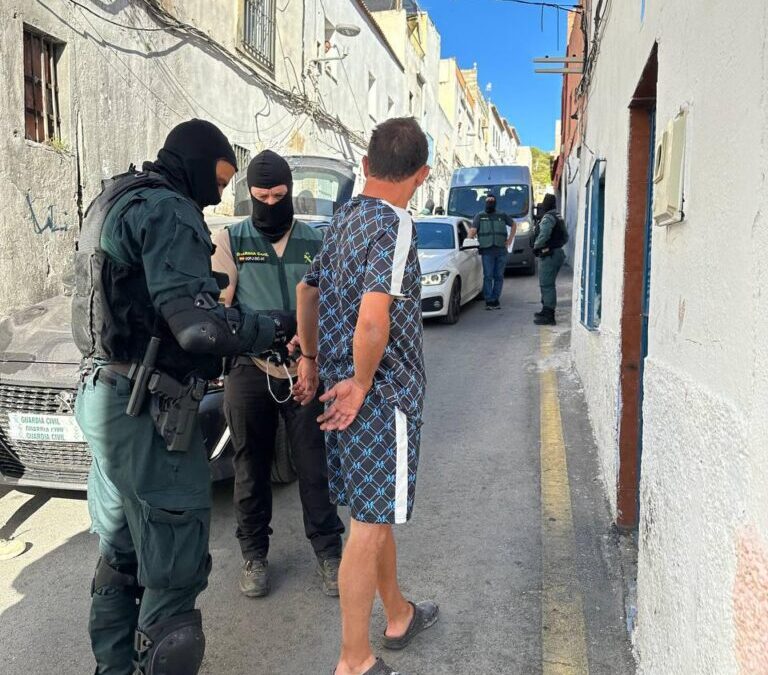 La Guardia Civil detiene a 9 personas relacionadas con un tiroteo en la localidad de Martos.