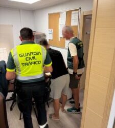 Guardia Civil investiga a una persona al conducir un vehículo a motor hasta el curso de recuperación de puntos tras perder la vigencia de su Permiso de Conducción en la comarca del Somontano