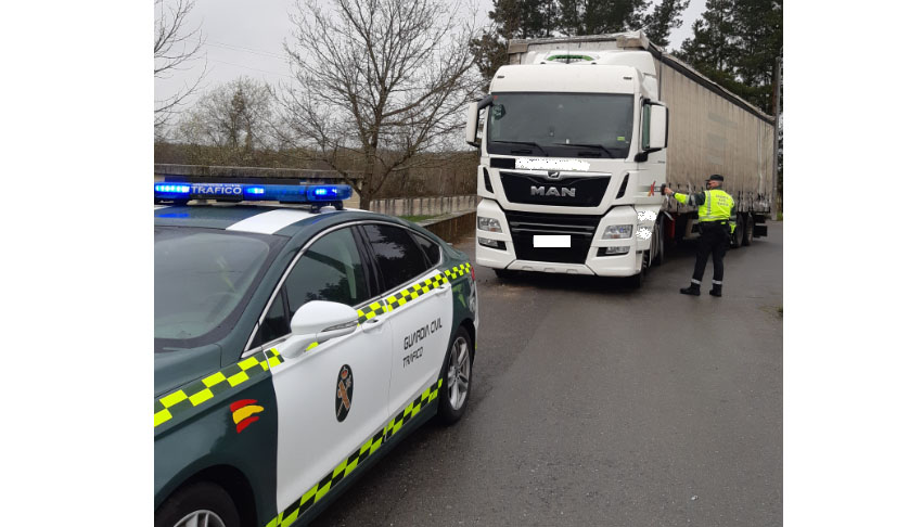 La Guardia Civil de Lugo investiga al conductor de un camión por ...
