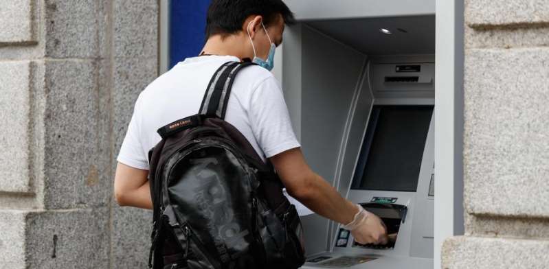 Policía Nacional y CNMV alertan de una nueva estafa que vacía las ...